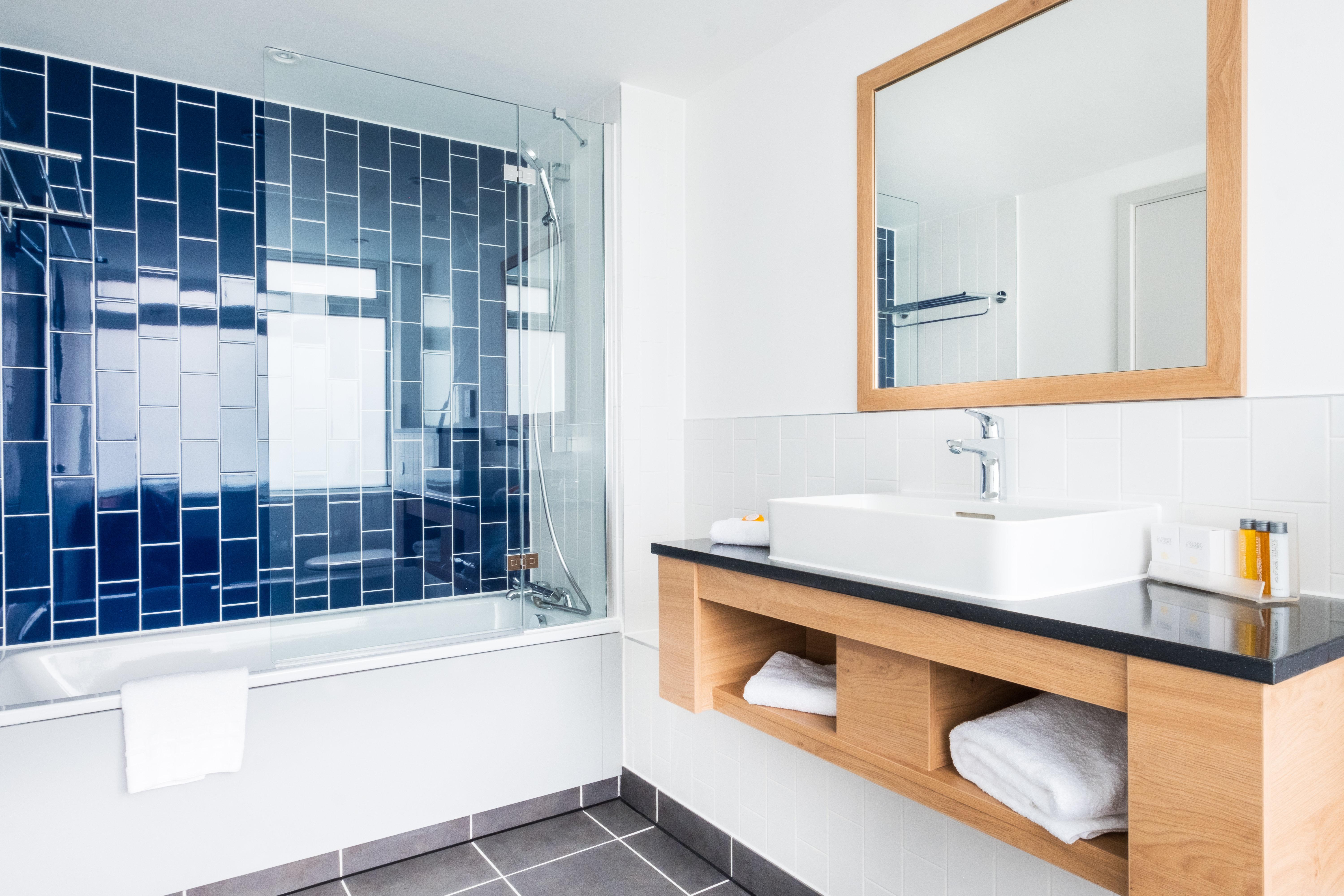 Holiday Inn Reading South M4 Jct 11 By Ihg Eksteriør bilde