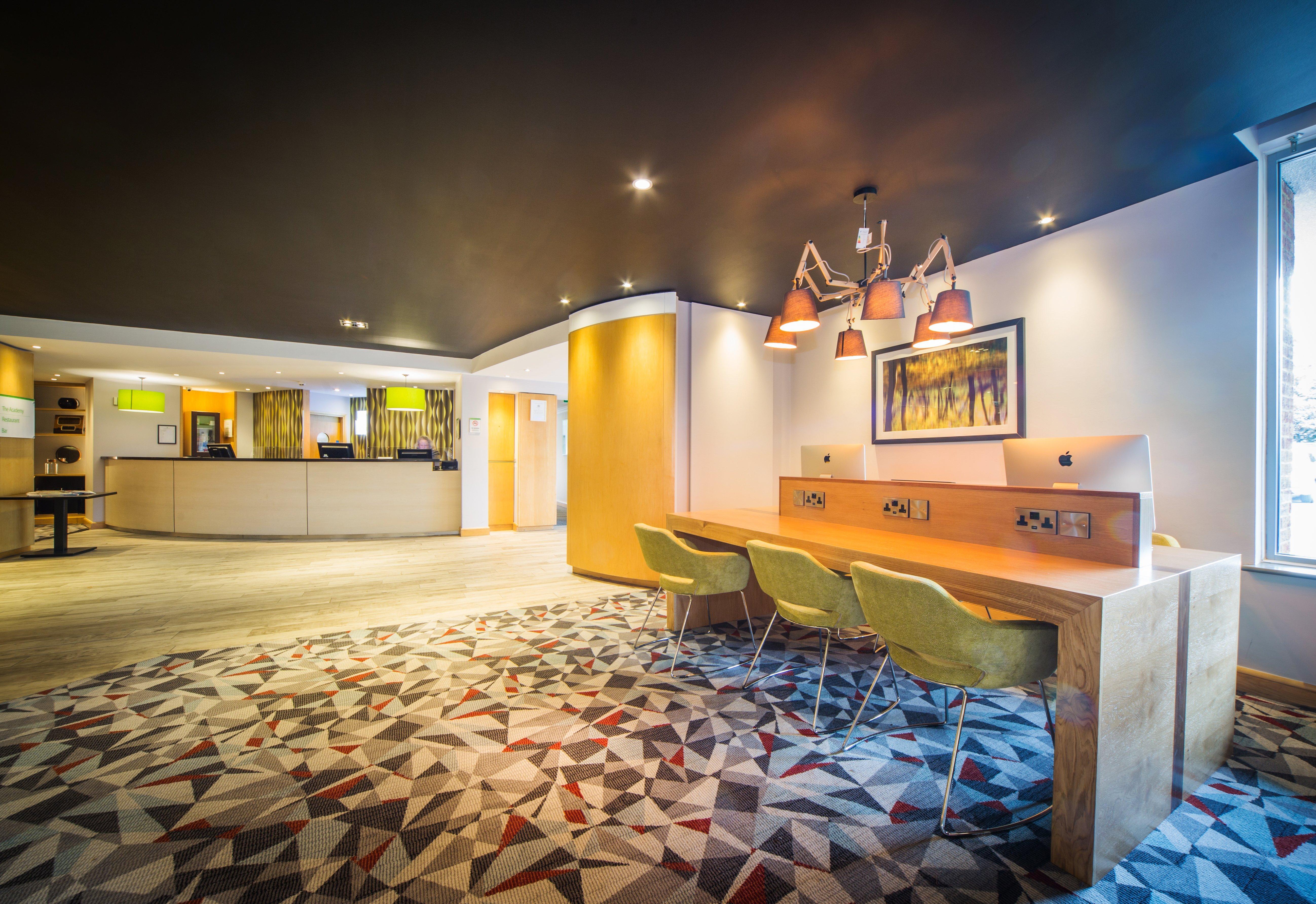 Holiday Inn Reading South M4 Jct 11 By Ihg Eksteriør bilde