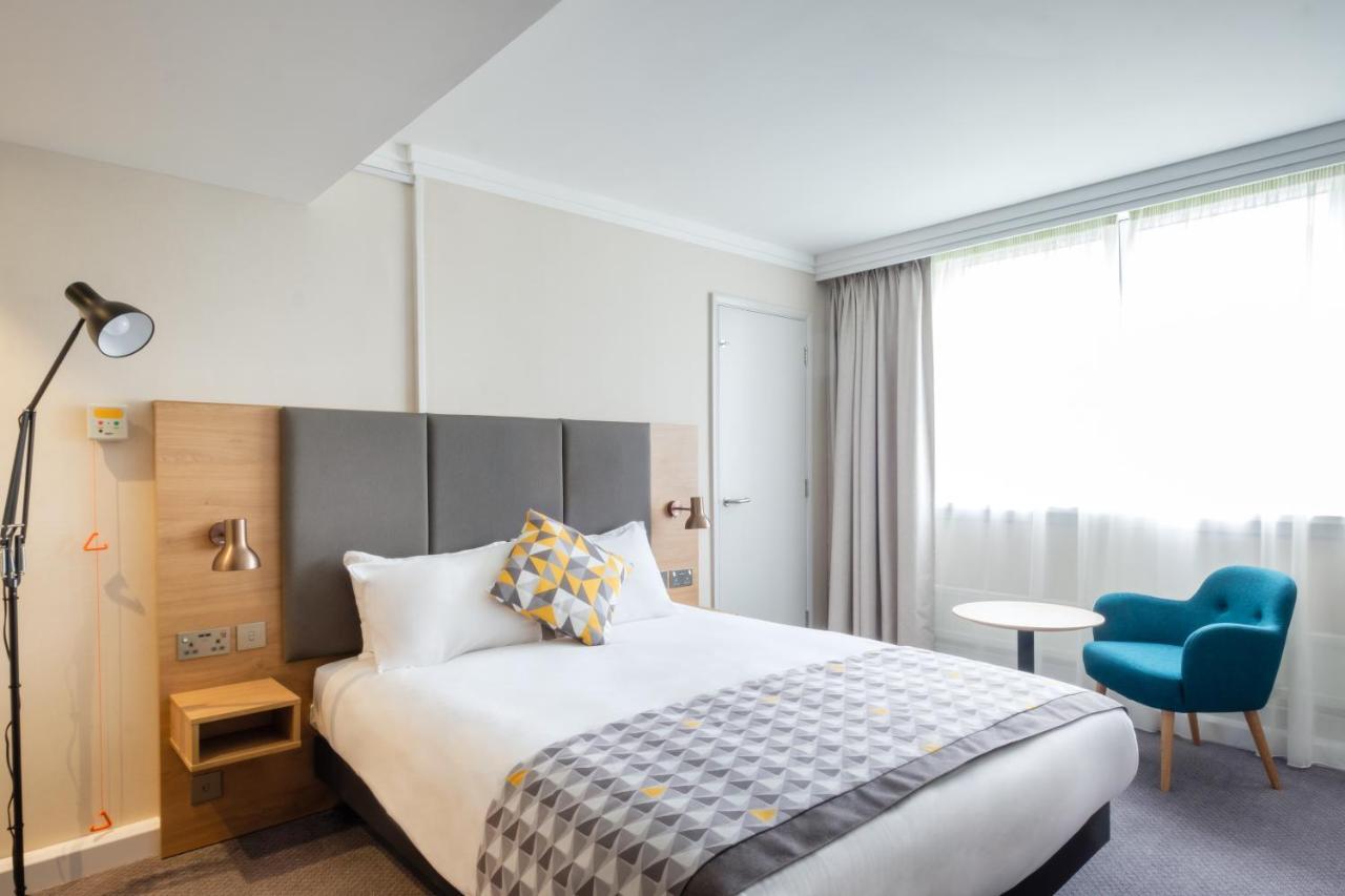 Holiday Inn Reading South M4 Jct 11 By Ihg Eksteriør bilde