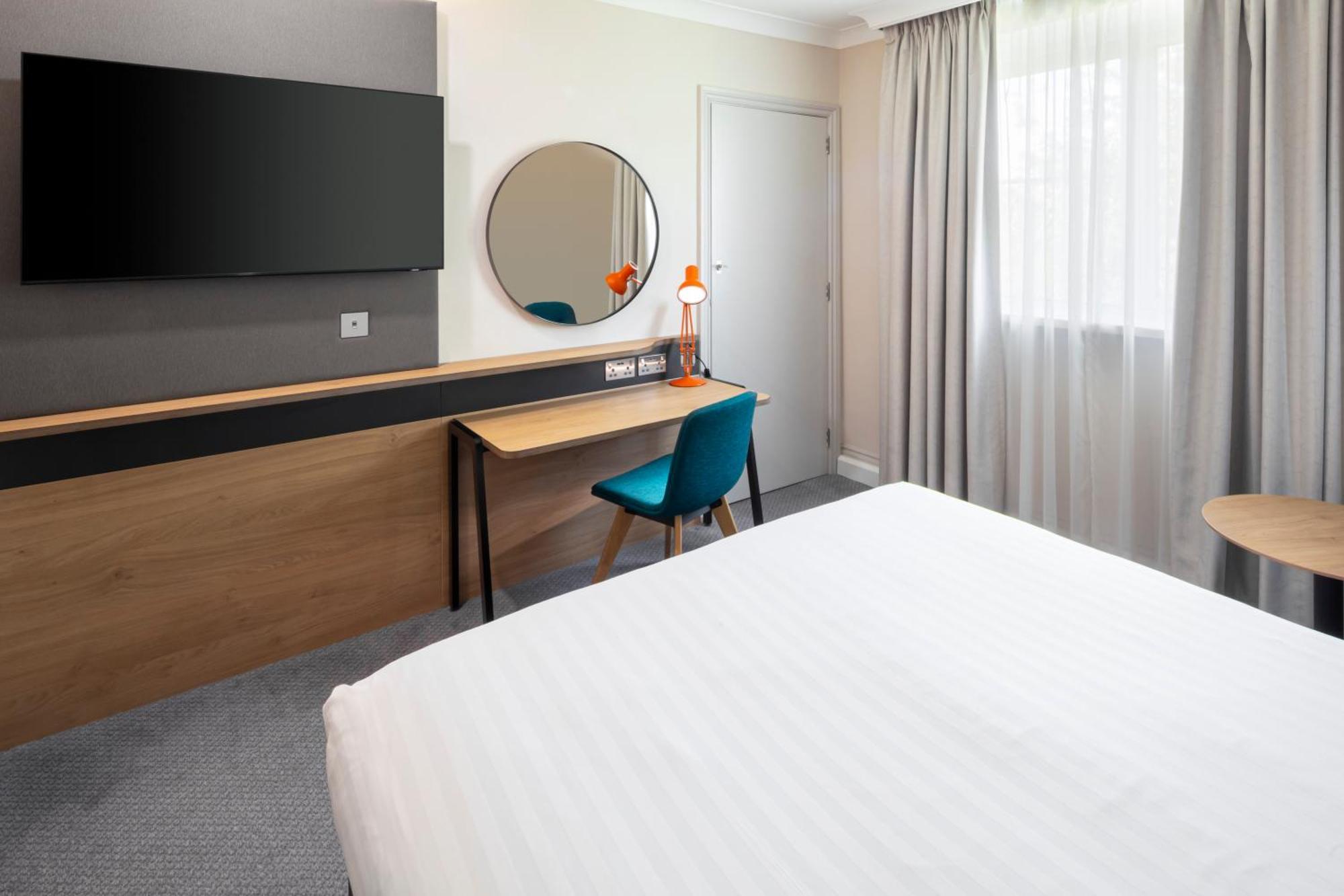 Holiday Inn Reading South M4 Jct 11 By Ihg Eksteriør bilde