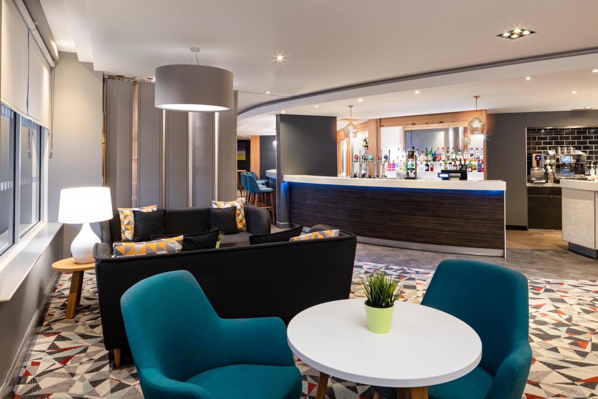 Holiday Inn Reading South M4 Jct 11 By Ihg Eksteriør bilde