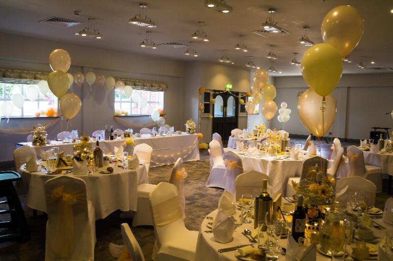 Holiday Inn Reading South M4 Jct 11 By Ihg Eksteriør bilde